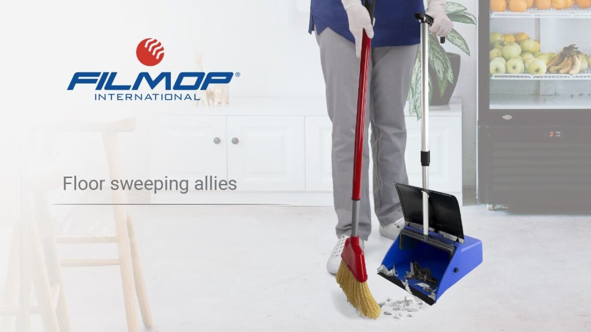 Filmop szemétgyűjtők és seprűk